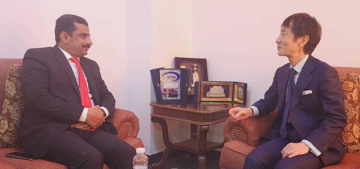 رئيس الحزب الجمهوري يبحث مع السفير الياباني المستجدات