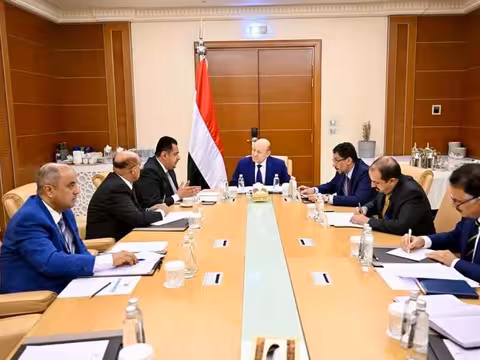اليمن يطالب المجتمع الدولي بتصنيف الحوثي إرهابياً واستعادة الدولة